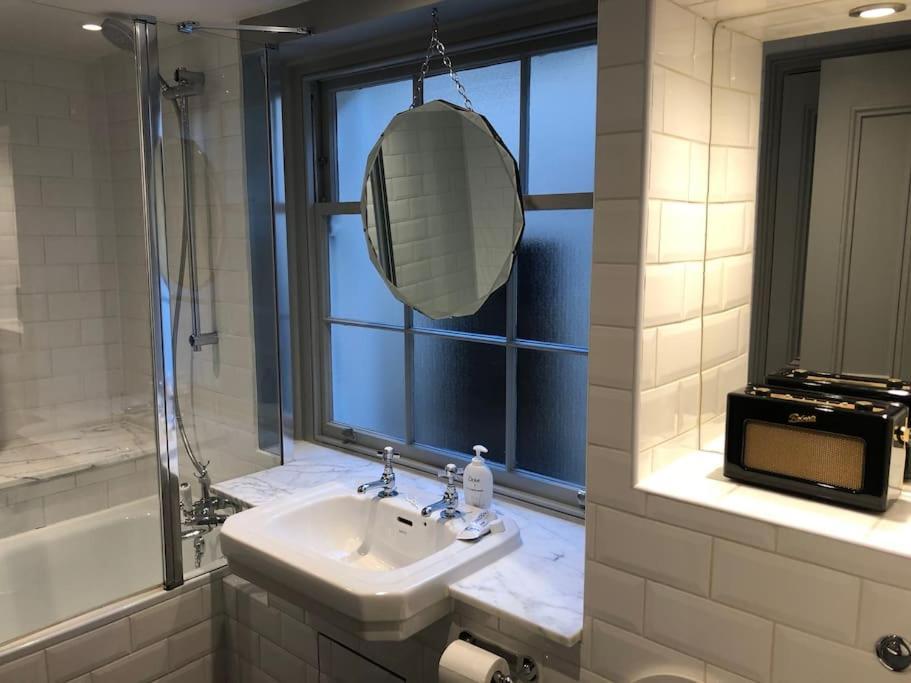 Villa Kings Cross, Self-Contained House & Private Garden à Londres Extérieur photo